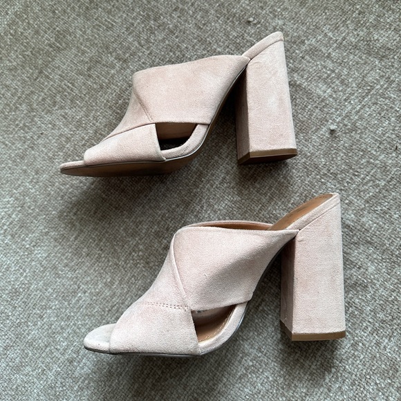 Blush pink H&M heeled mules, size 8 - Picture 3 of 3
